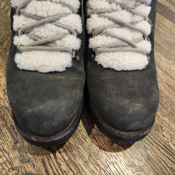 Ugg Fraser Cozy Shearling-Lined Lace Up Hiking Boots Khaki Green Size 10 - Picture 8 of 9